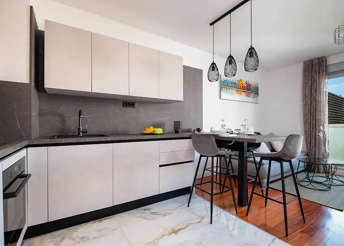 No 15 Апартаменты Сплит